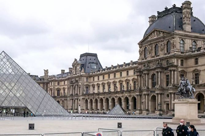 louvre