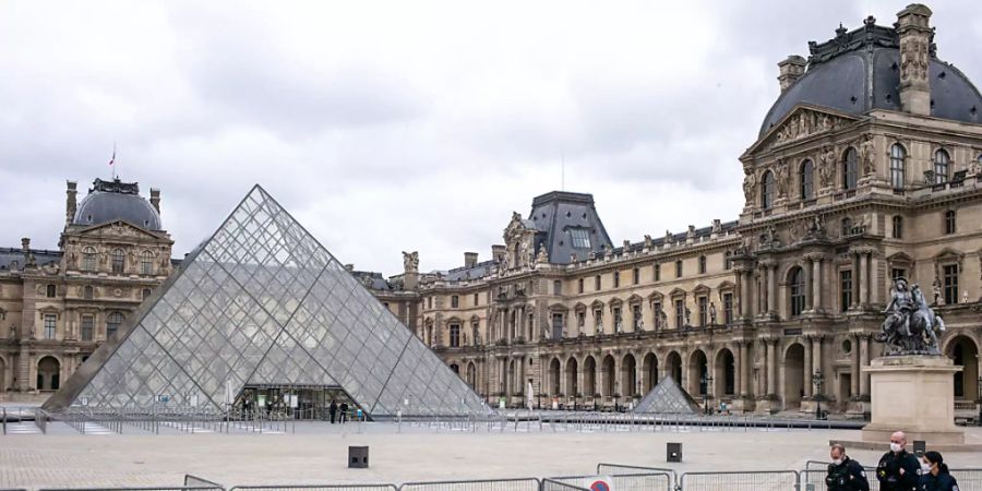 louvre