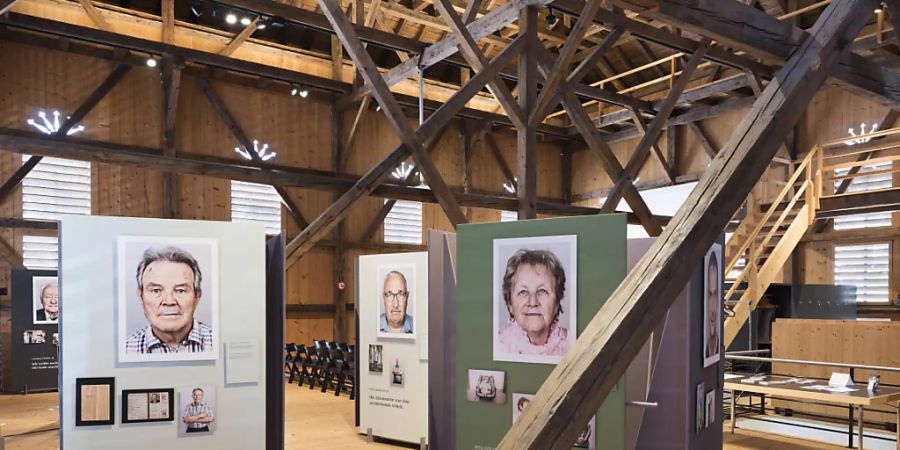 Ausstellung zum Schicksal der Verdingkinder in der Schweiz: Der Bund prüft zurzeit weitere 470 Gesuche für Solidaritätsbeiträge zur Wiedergutmachung. (Archivbild)