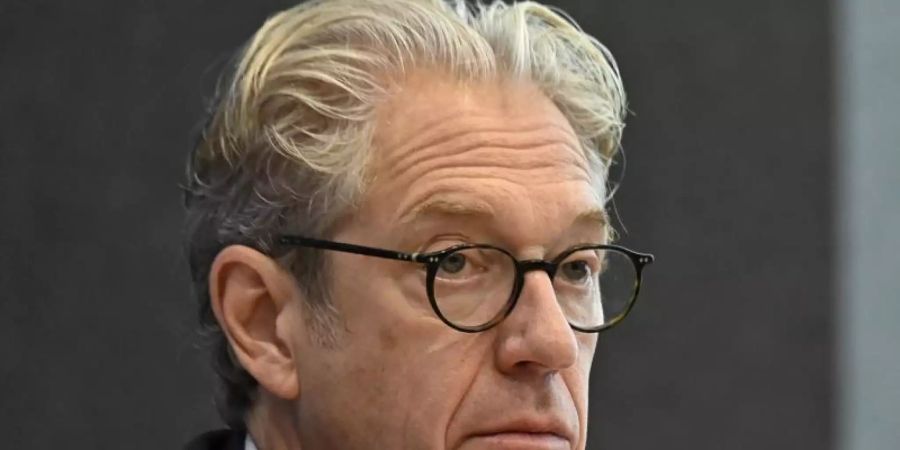 Andreas Gassen, Vorstandsvorsitzender der Kassenärztlichen Bundesvereinigung, rechnet damit, dass Arztpraxen ab dem Sommer die Corona-Impfungen übernehmen. Foto: Tobias Schwarz/AFP Pool/dpa/Archivbild
