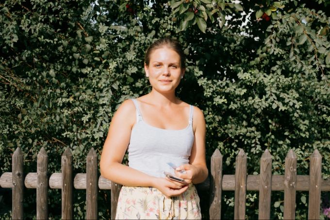 Sandrine genoss den Sommer draussen mit ihrem Sohn (der gerade im Kinderwagen schläft)