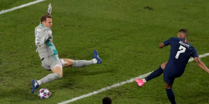 Manuel Neuer (l.) gewann diese Saison mit Bayern München Meisterschaft, Pokal und Champions League. Manuel Neuer