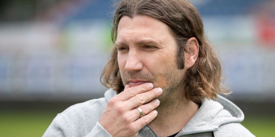 Ex-Nationalspieler Frings legt sich auf den FC Bayern als deutschen Meister fest.