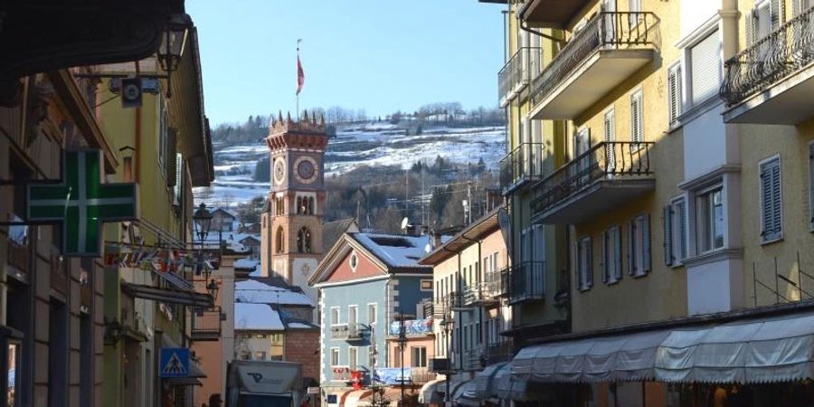 Für geimpfte oder genesene Italien-Urlauber entfällt der zusätzliche Corona-Test. Foto: Hendrik Schmidt/dpa-Zentralbild/dpa