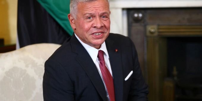 Der König von Jordanien, Abdullah II. (Archivbild) König Abdullah II. - die Bandscheibe verursacht starke Schmerzen.