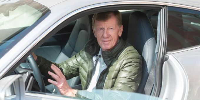 Walter Röhrl feiert seinen 75. Geburtstag. Foto: Timm Schamberger/dpa Walter Röhrl