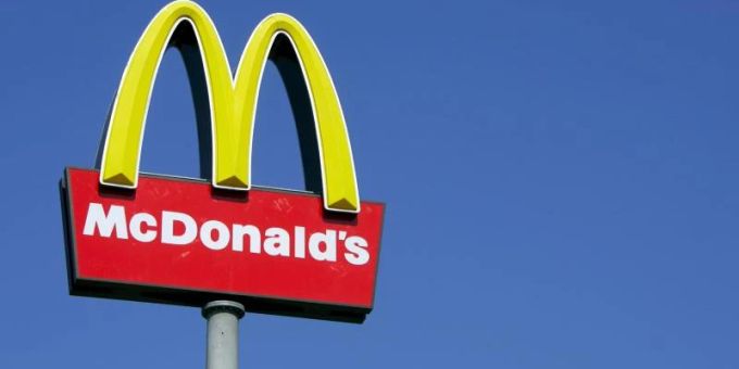 Reaktion auf den russischen Krieg in der Ukraine: Die Fast-Food-Kette schliesst zeitweise ihre 850 Filialen in Russland. Ukraine-Krieg