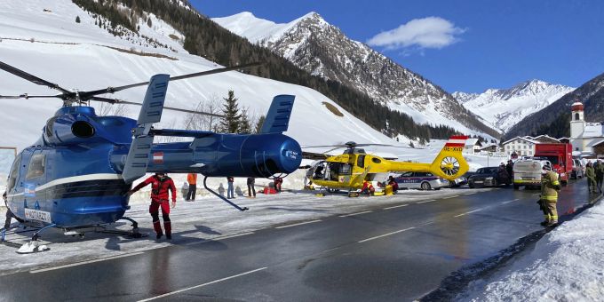 Zehn Menschen sterben - Erhebliche Lawinengefahr in den Alpen