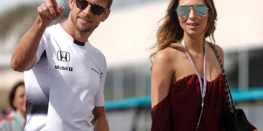 Der frühere Formel-1-Weltmeister Jenson Button hat seine Freundin Brittny Ward geheiratet. Foto: Andre/Eibner-Pressefoto/dpa