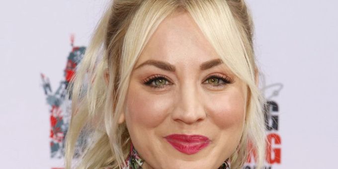 Kaley Cuoco erwartet ihr erstes Kind. Kaley Cuoco
