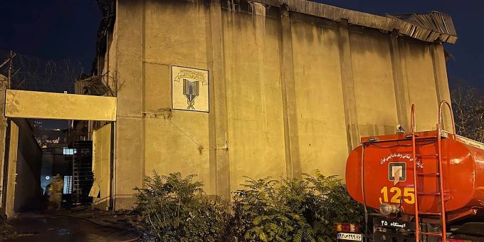 Ein Gebäude nach dem Brand auf dem Gelände des Ewin-Gefängnisses in Teheran. ewin