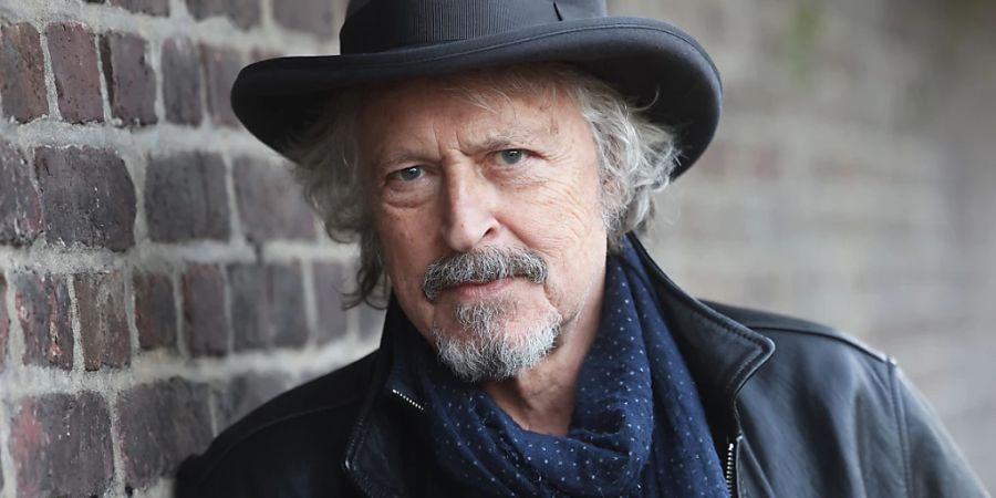 Vom neuen Buch des Folk-Rock-Idols und Literaturnobelpreisträgers Bob Dylan sind erste Auszüge veröffentlicht worden. In dem Essay-Band «The Philosophy of Modern Song» beschäftigt sich der 81-jährige Musiker mit Hits von Frank Sinatra oder The Who. (Archivbild)