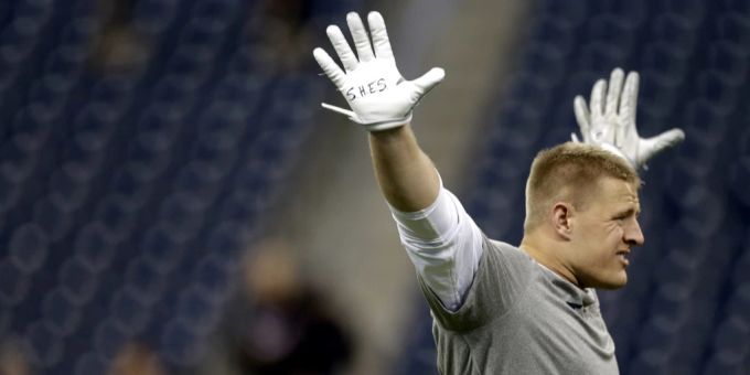 J. J. Watt spielt in der NFL für die Arizona Cardinals. J. J. Watt