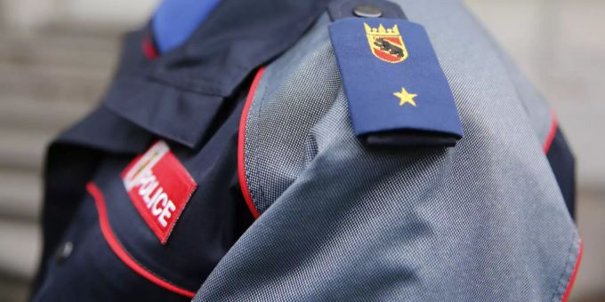 Detailansicht des Schulterabzeichens der Uniform der Kantonspolizei Bern. (Symbolbild) Kapo Bern