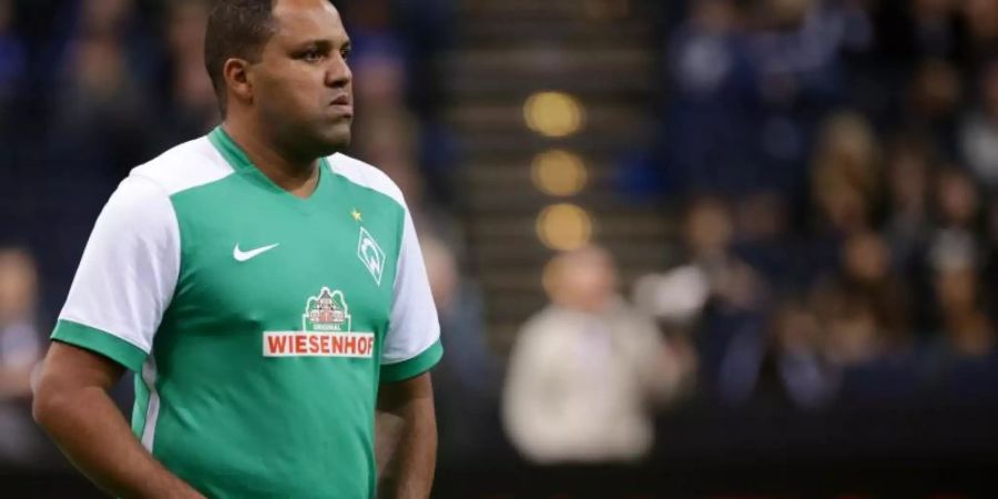 Ailton ist für Werder Bremen in diversen Traditions-Mannschaften aktiv. Foto: Axel Heimken/dpa