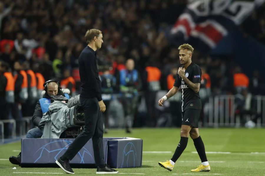 Mit seinem unglaublich stark besetzten Kader gewinnt Tuchel zweimal den nationalen Supercup und wird 2019 französischer Meister.