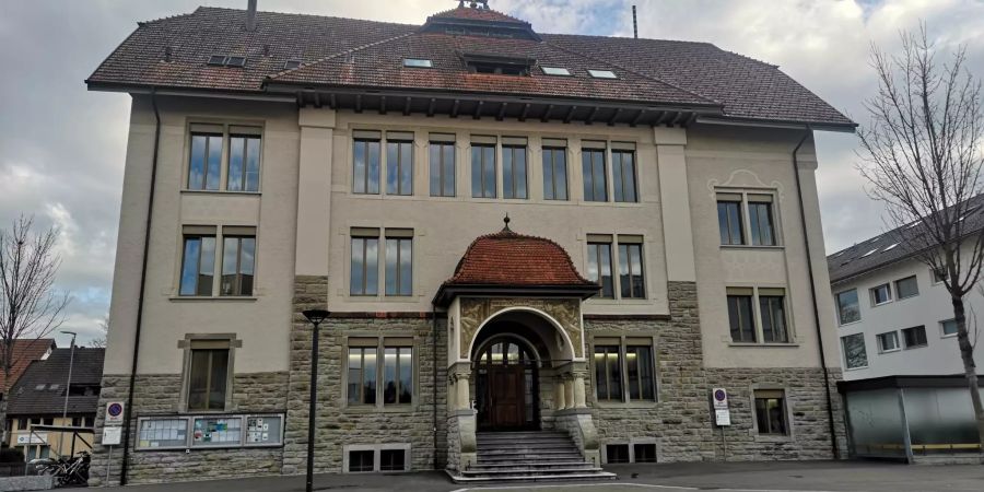 Ein Schulhaus der Gemeinde Rupperswil.