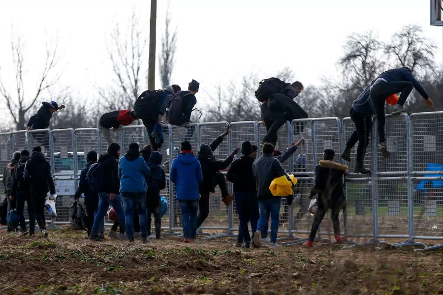 Migranten griechisch-türkische Grenze