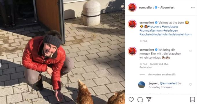 Auch Lisa, die Frau von Thomas Müller, ist beim Besuch auf dem Bauernhof dabei. Thomas Müller