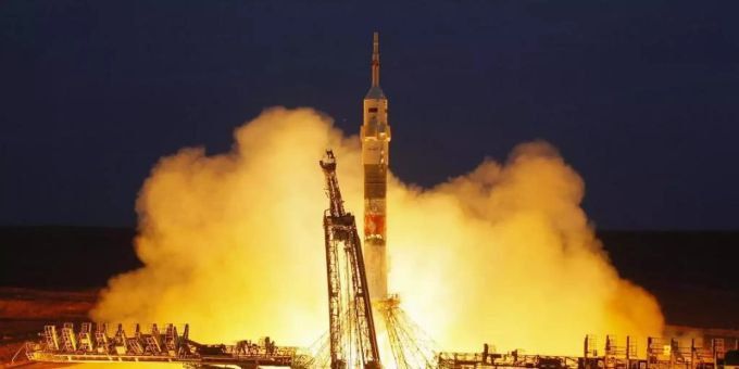 Die Sojus-Rakete startet in Baikonur. Foto: Dmitri Lovetsky/AP Die Sojus-Rakete startet in Baikonur. Foto: Dmitri Lovetsky/AP