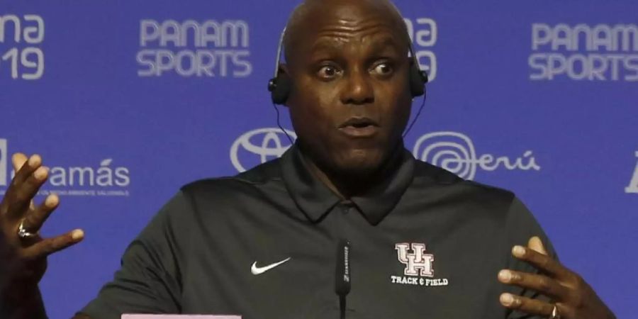 Carl Lewis hat in seiner Karriere neun olympische Goldmedaillen gewonnen. Foto: Moises Castillo/AP/dpa