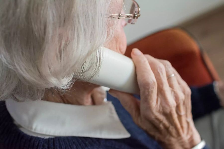 Betrüger Telefon Polizei