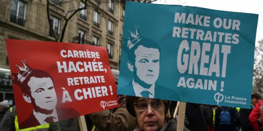 Des manifestants contre la réforme des retraites, à Paris le 12 décembre 2019