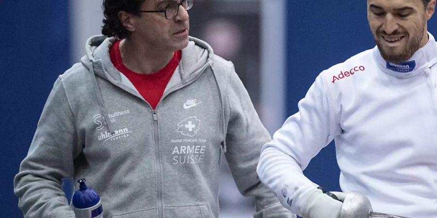 Nationaltrainer Didier Ollagnon (links) im Gespräch mit Teamleader Max Heinzer (rechts)