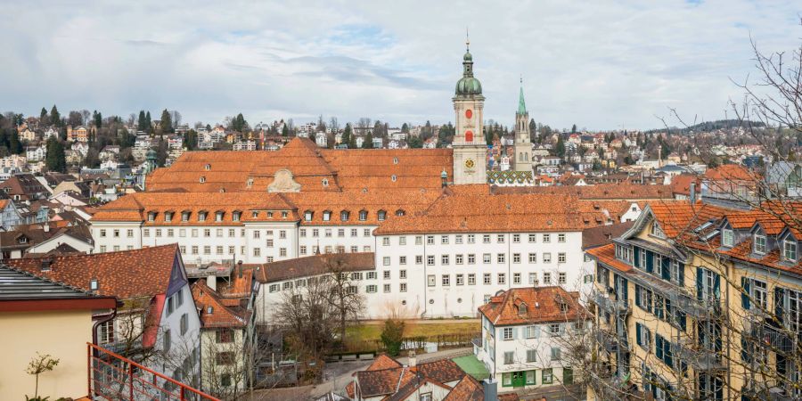 Blick auf die Stiftskirche St. Gallus und St. Otmar in der Stadt St. Gallen.