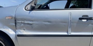 Eiken/A3: Gegen Leitplanke geprallt (Zeugenaufruf)