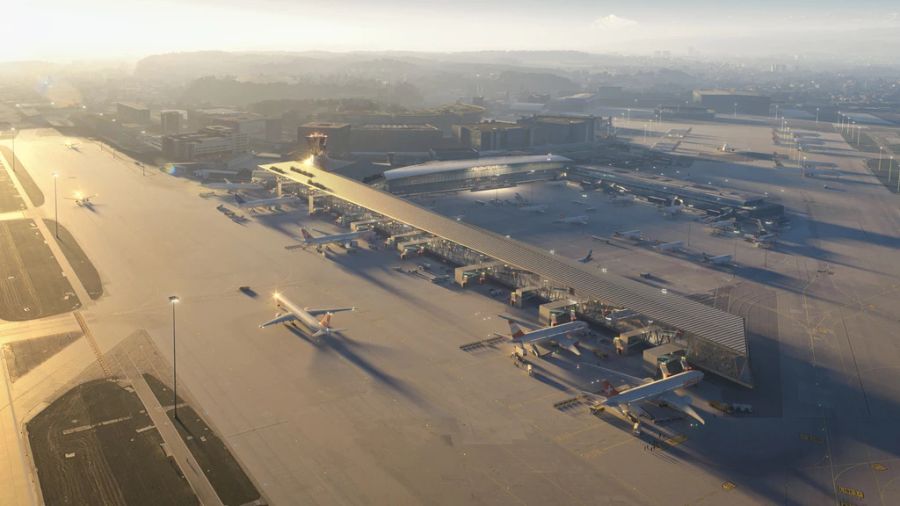 Im Schnitt startet und landet am Flughafen Zürich seit Anfang Juli fast jedes zweite Flugzeug zu spät .