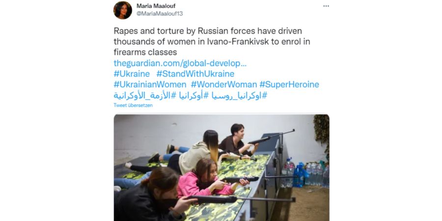 Ukraine Krieg Waffen Frauen