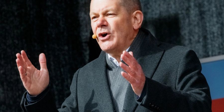 Bundeskanzler Olaf Scholz muss für seinen Ukraine-Kurs Kritik einstecken.