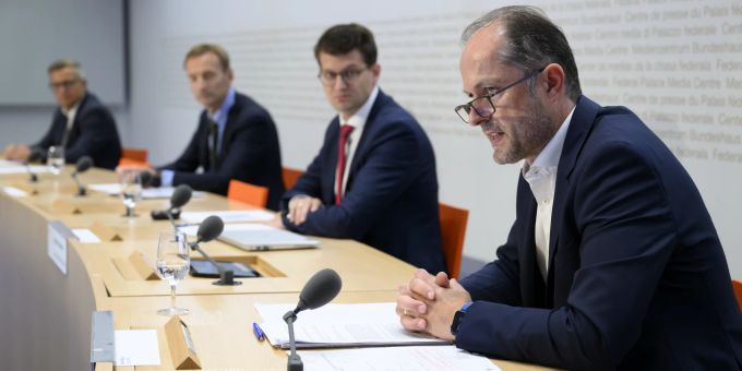 Im nächsten Winter - Bund: Bei Strommangel drohen 4-Stunden-Lockdowns