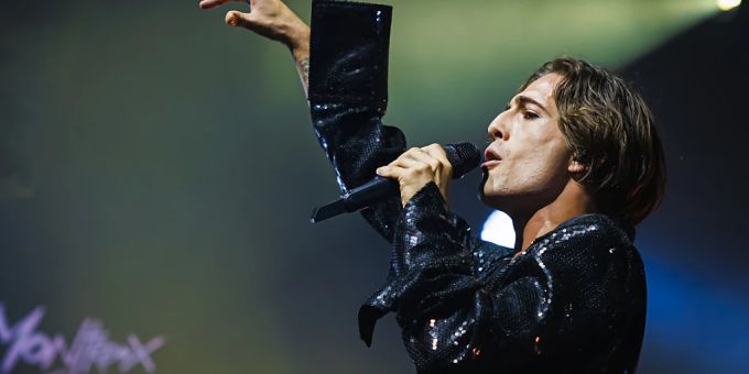 Måneskin-Sänger Damiano David zeigt in Montreux sein aussergewöhnliches Charisma. Måneskin-Sänger Damiano David zeigt in Montreux sein aussergewöhnliches Charisma.