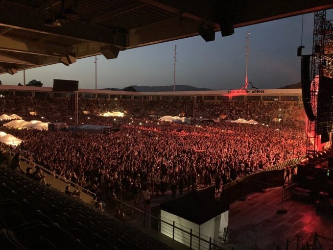 Am Konzert gab es vor den Getränkeständen grosse Schlangen. Ärzte-Konzert FC Thun