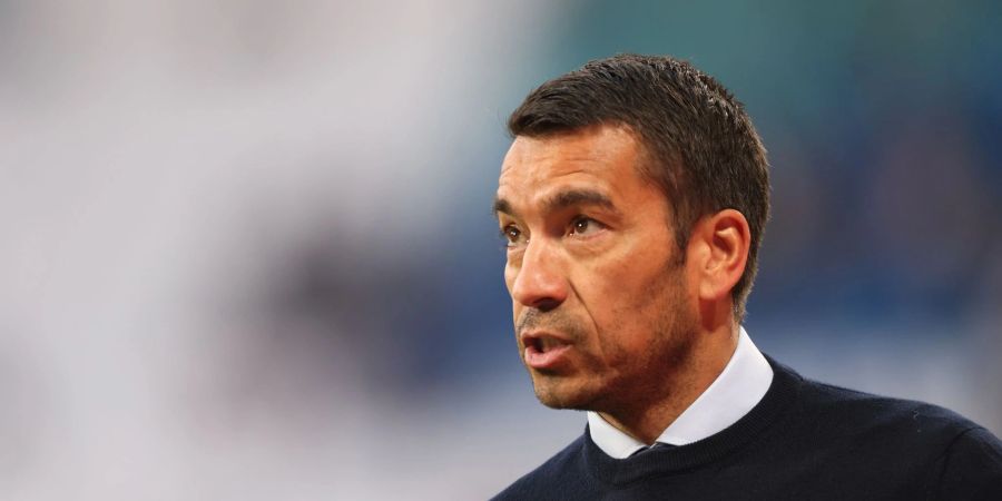 Glasgows Trainer Giovanni van Bronckhorst hat Respekt vor Eintracht Frankfurt.