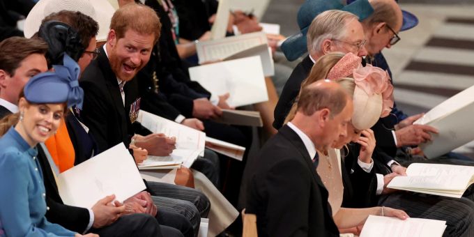 Emotional - Was war mit Prinz Harry beim Gottesdienst los?