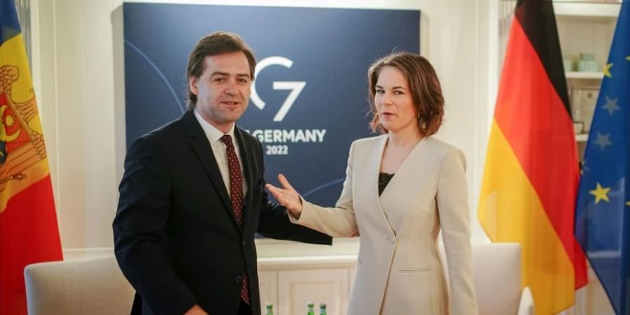 Popescu und Baerbock in Wangels