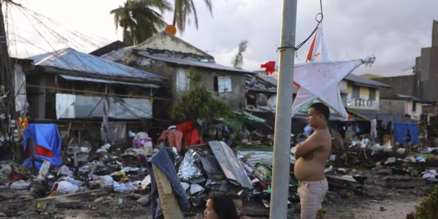 «Rai» war den Behörden zufolge der bisher stärkste Taifun in diesem Jahr auf den Philippinen. Foto: Jilson Tiu/AP/dpa