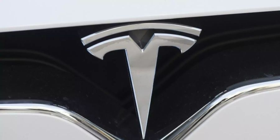 Logo von Tesla