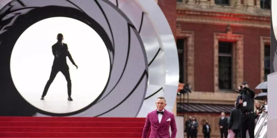 Daniel Craig bei der Weltpremiere von «Keine Zeit zu sterben» in London. Foto: Matt Dunham/AP/dpa