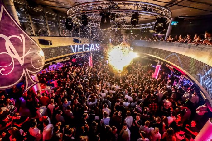 Auch der Vegas Club in Luzern ist nur mit einem gültigen Covid-Zertifikat zu betreten. vegas luzern coronavirus
