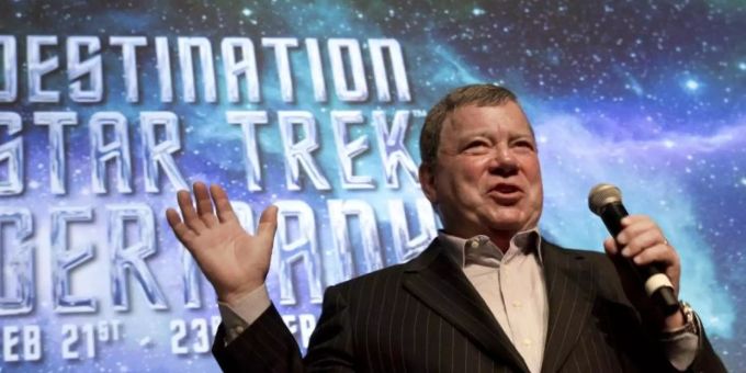 William Shatner, bekannt geworden als Captain Kirk in der Fernsehserie «Star Trek», fliegt ins All. Foto: picture alliance / dpa william shatner