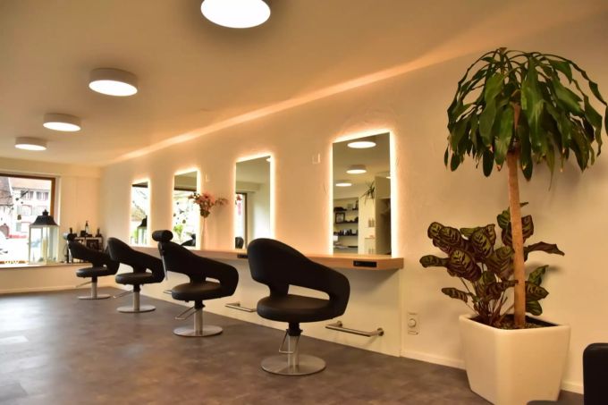 Im Sommer 2015 hat sich Marilena mit ihrem Geschäft Hairstyling Up To Date in Pratteln selbstständig gemacht. Hairstyling Up To Date Pratteln