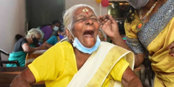 Good News 104 Jährige Inderin Besteht Noch Lese Und Schreibetest 