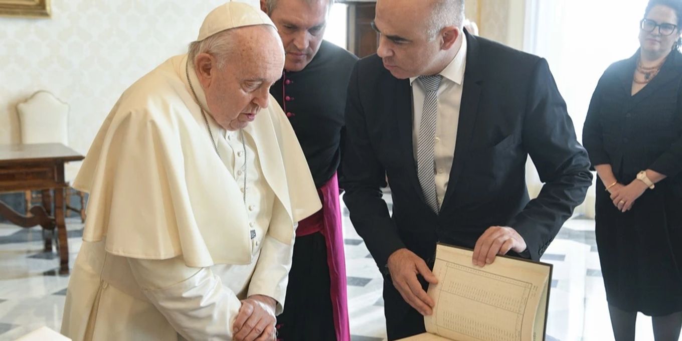 Papst Franziskus will nicht im Petersdom beerdigt werden