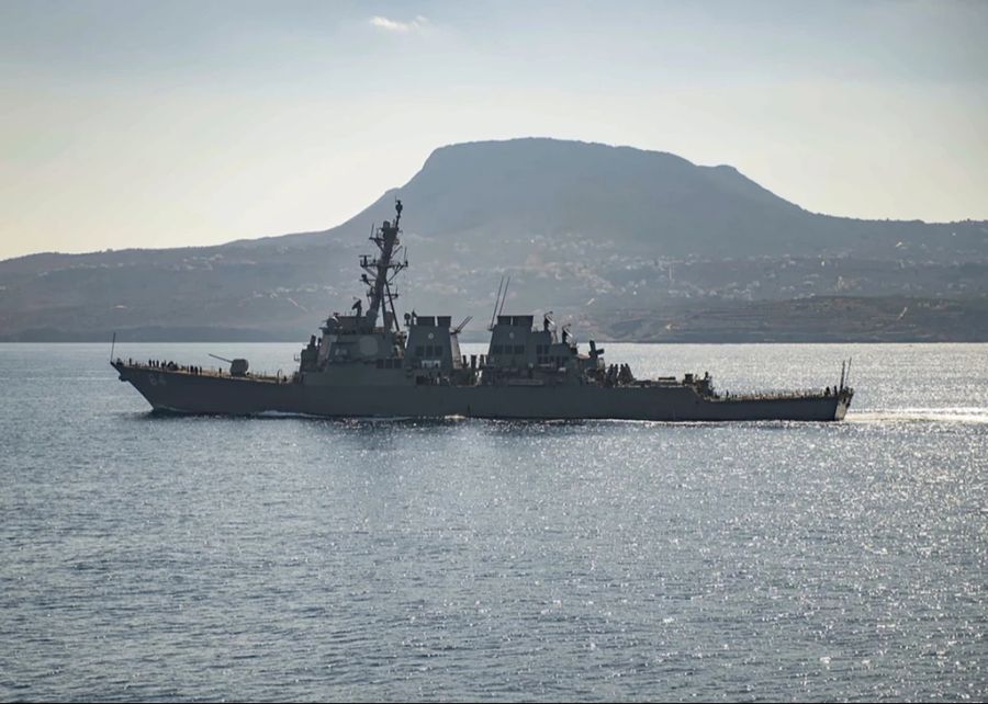 Auch der Zerstörer USS Carney wurde zum der Drohnenangriffe der Huthi-Rebellen.