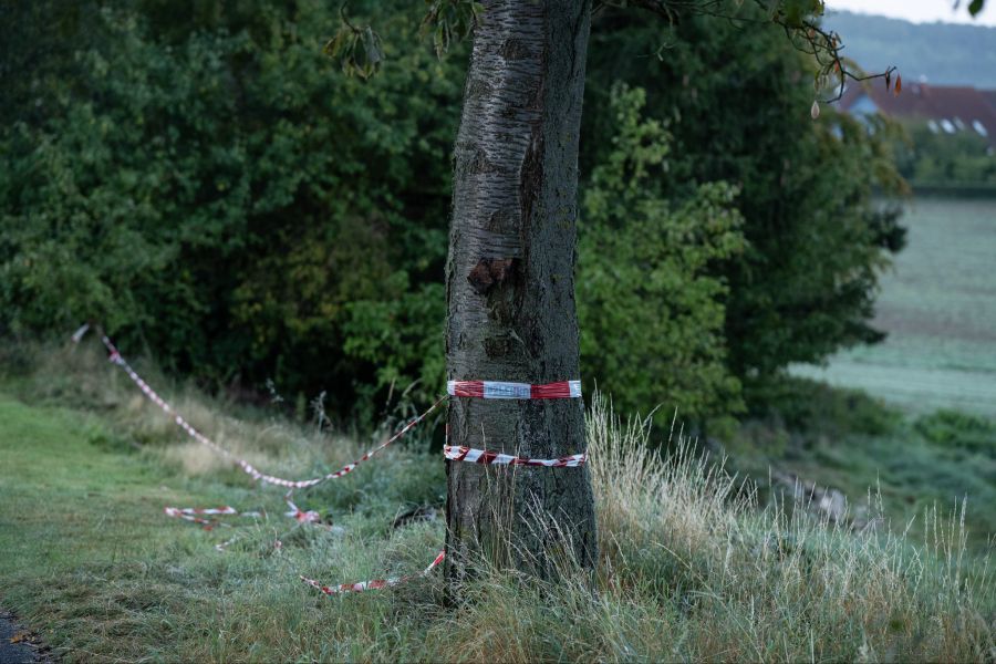 Die Polizei hat einen Tatverdächtigen festgenommen. Er war ein Bekannter der Schülerin.