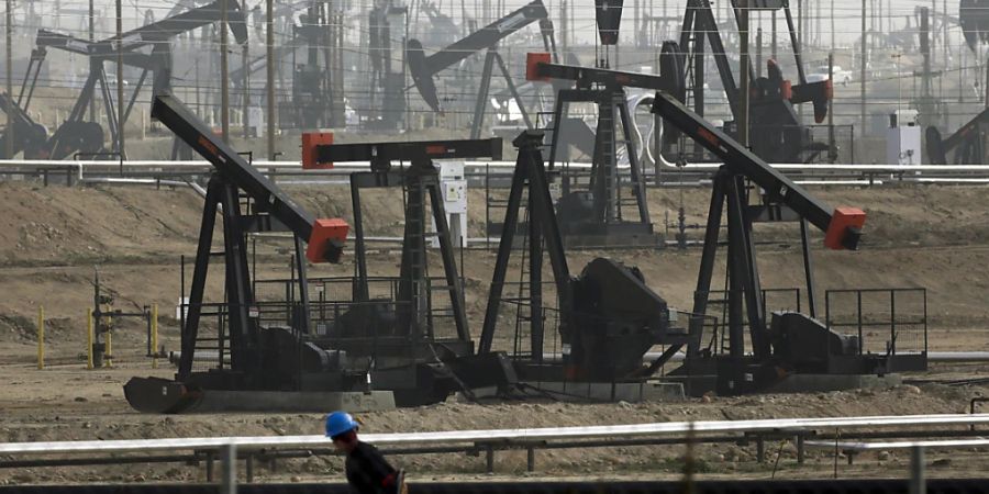 Verkauf von Wertpapieren gefordert: Umweltschutzorganisationen wollen Fracking-Unternehmen nicht finanzieren. (Archivbild)